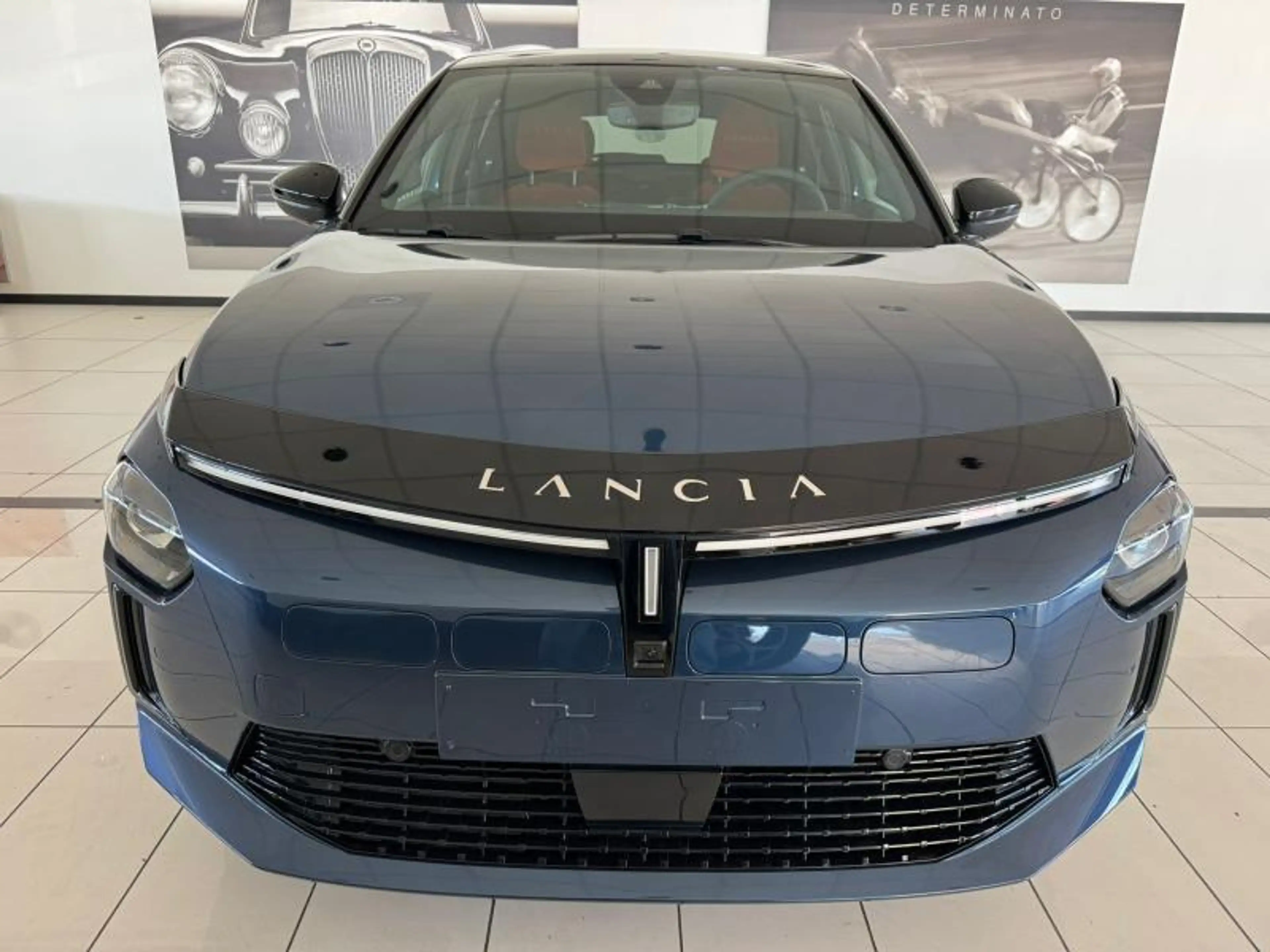 Lancia Ypsilon Électrique — photo 2