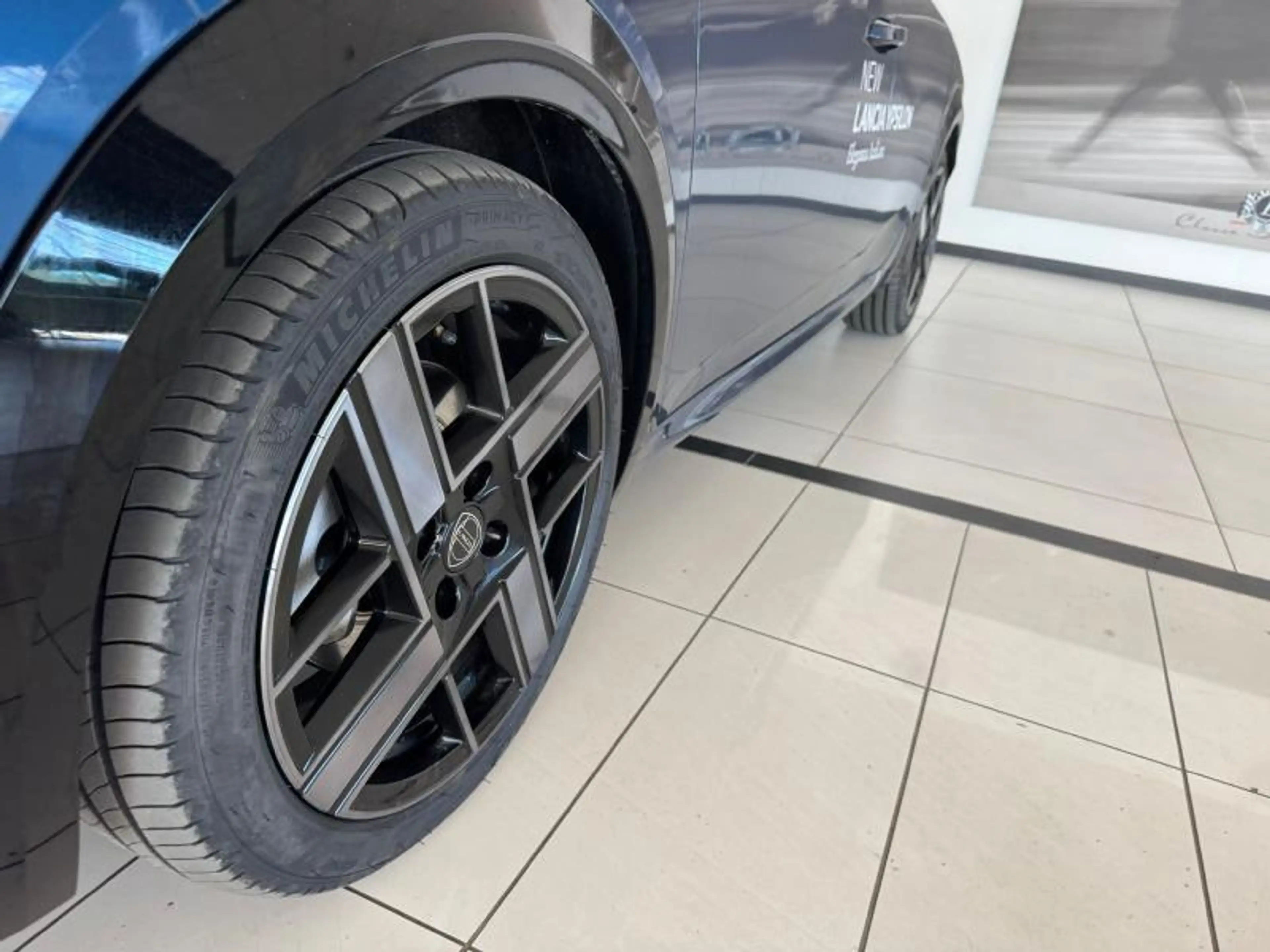 Lancia Ypsilon Électrique — photo 13