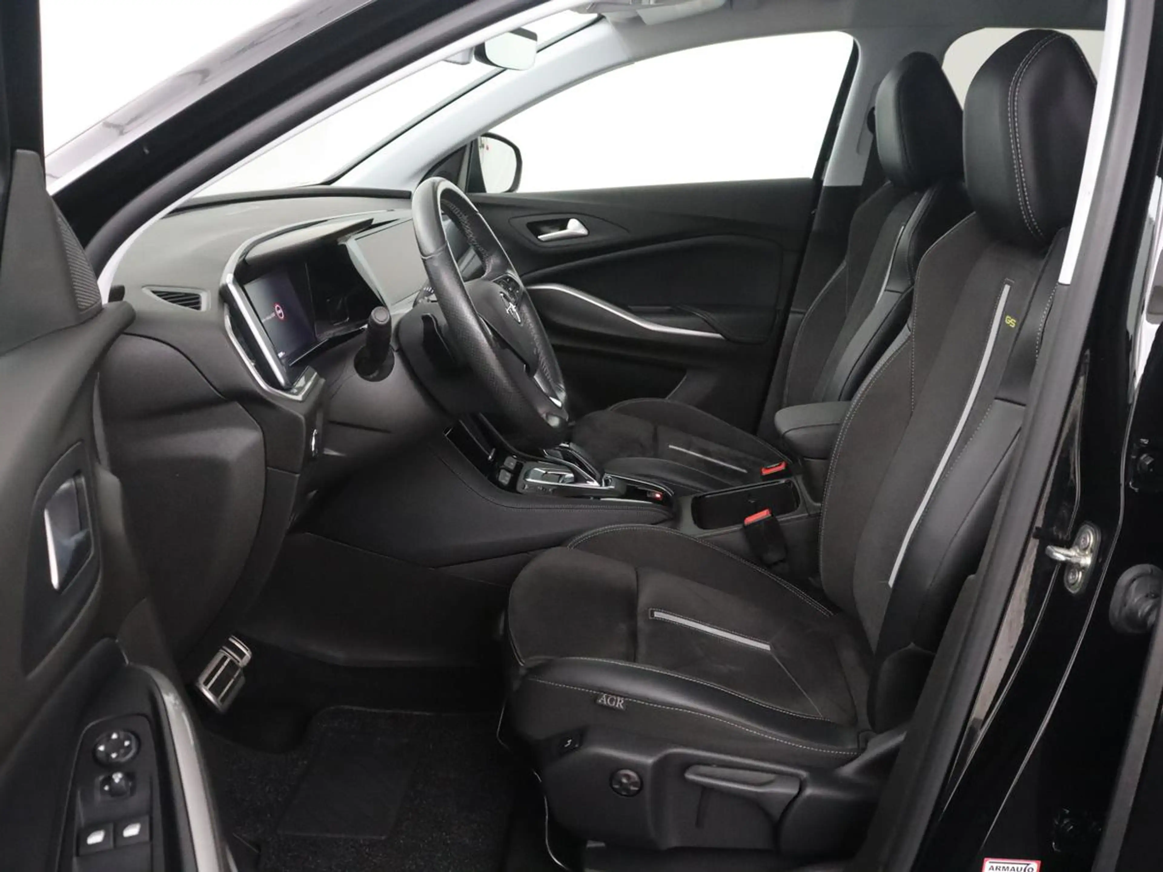 Opel Grandland 1.6 Turbo Plug-In GSE 300PK Hybrid4 4x4 Stoelverwa — photo 4