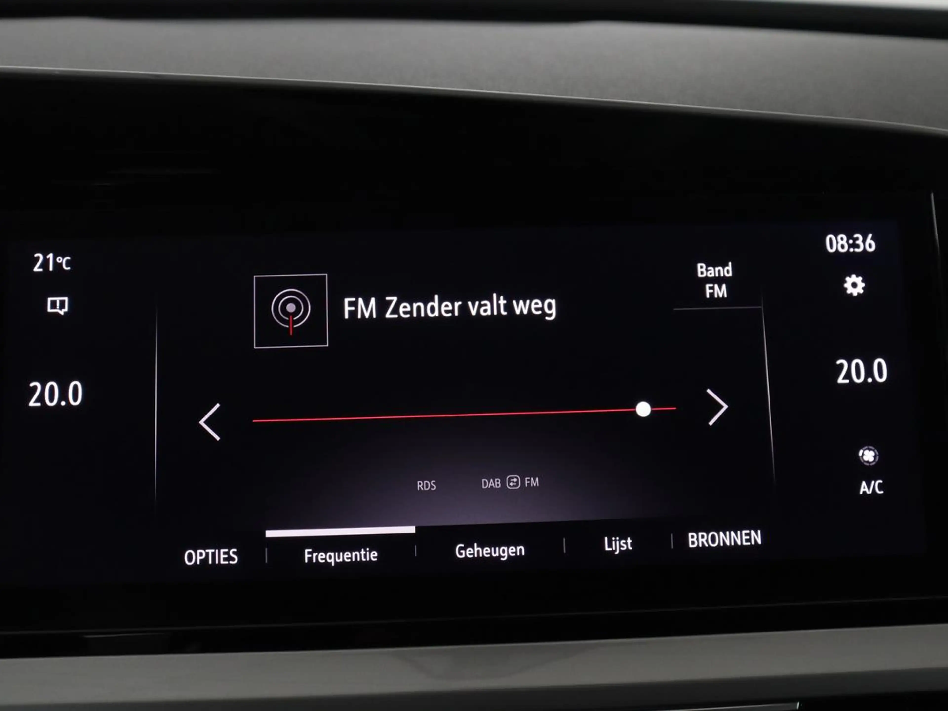 Opel Grandland 1.6 Turbo Plug-In GSE 300PK Hybrid4 4x4 Stoelverwa — photo 23