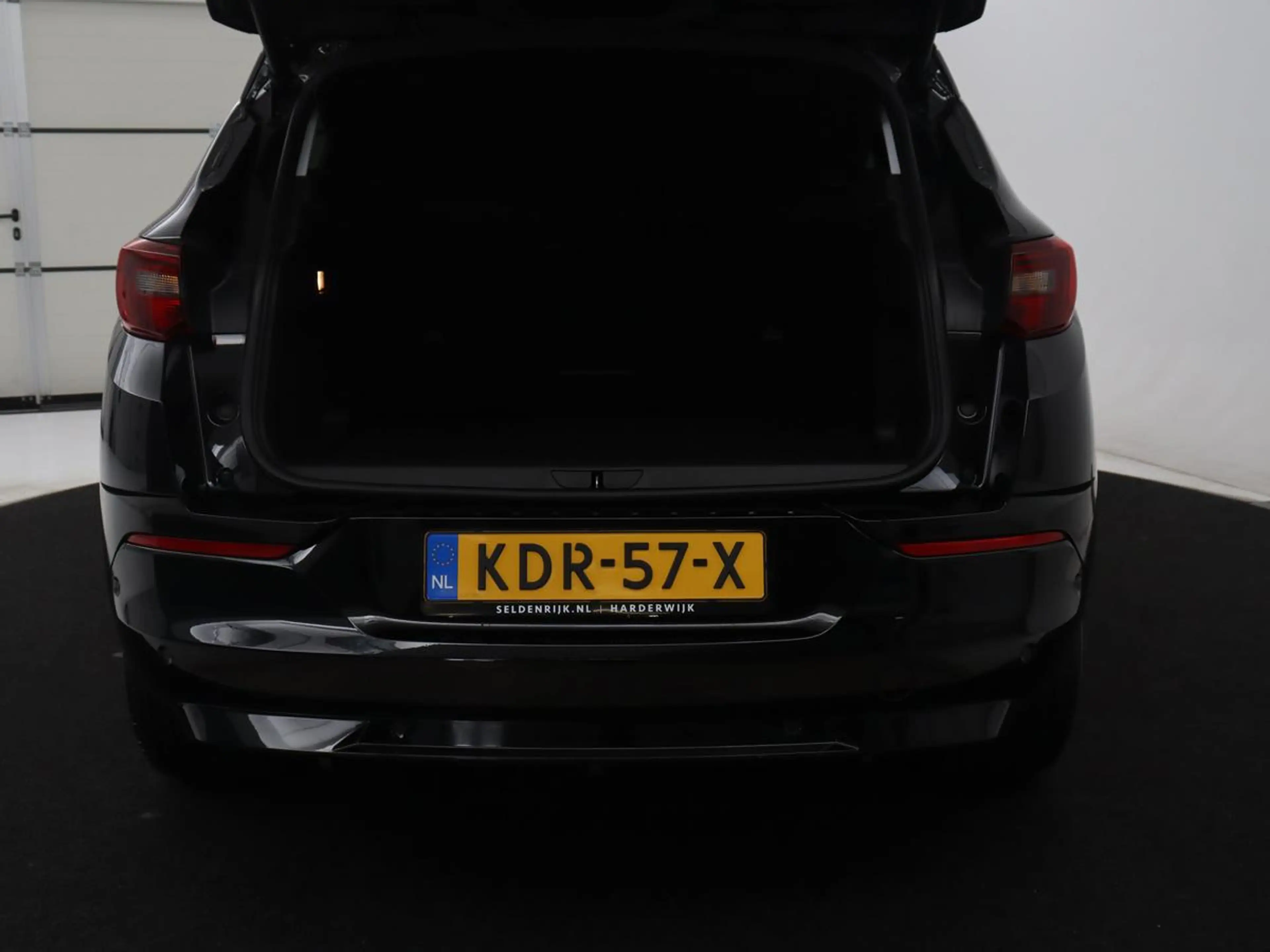 Opel Grandland 1.6 Turbo Plug-In GSE 300PK Hybrid4 4x4 Stoelverwa — photo 10