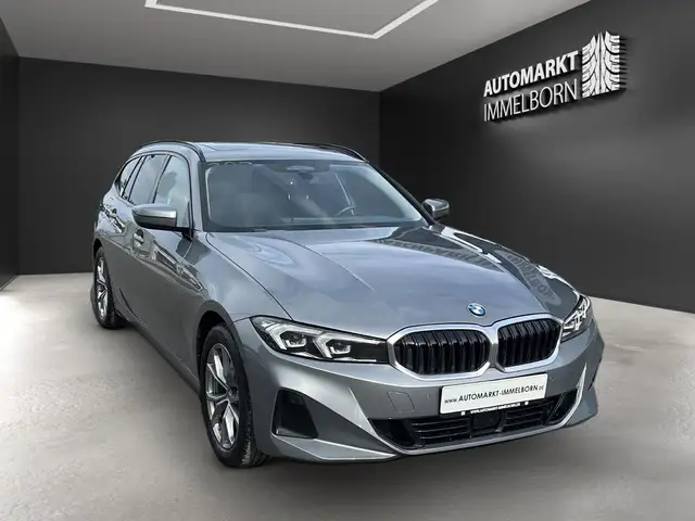 BMW 3 Series view 2