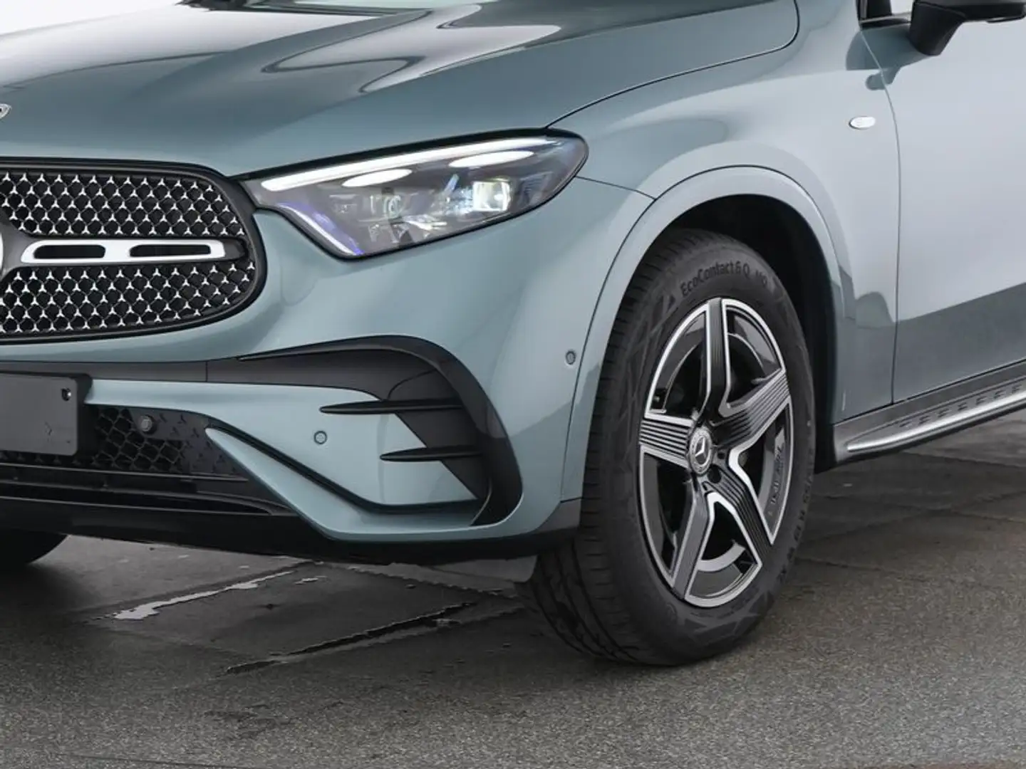 Mercedes-Benz GLC 400 e 4M AMG Technik-Paket/Fahrassi/Pano/AHK Silber - 2