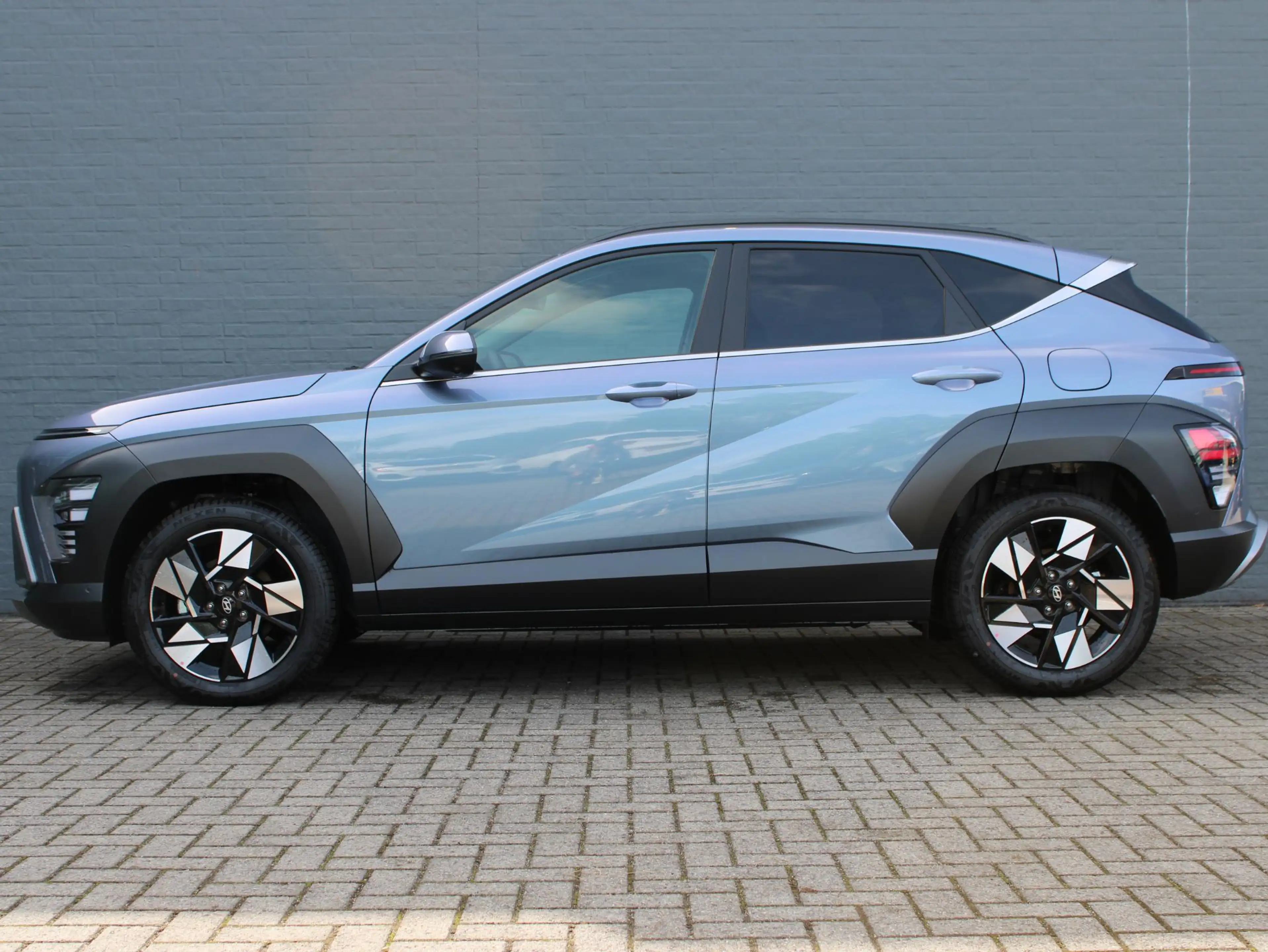 Hyundai KONA 1.6 GDI HEV Premium — photo 8