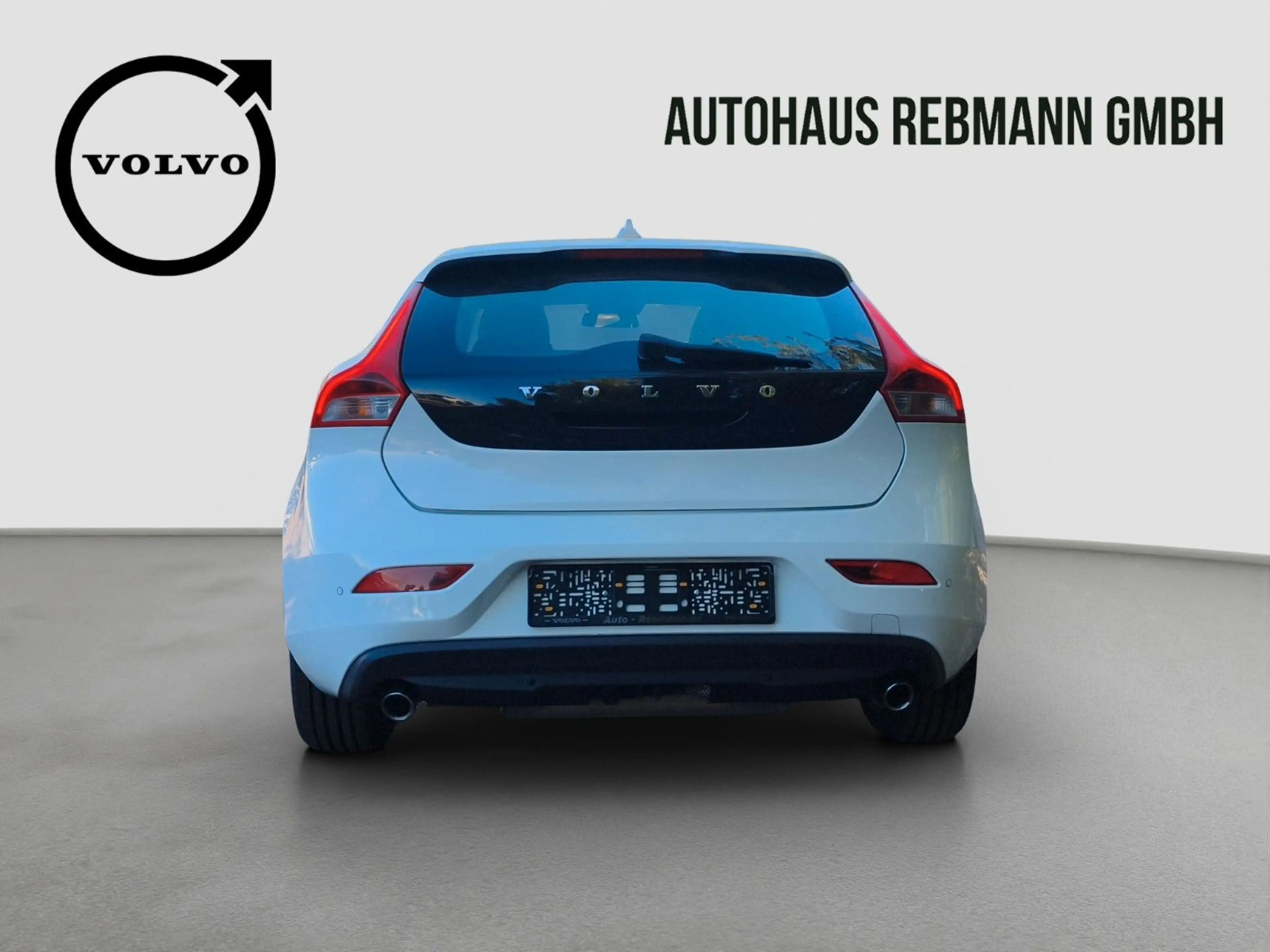 Volvo V40 You! — photo 5