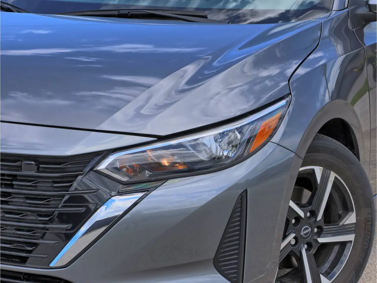 Nissan Sentra photo Nissan Sentra
