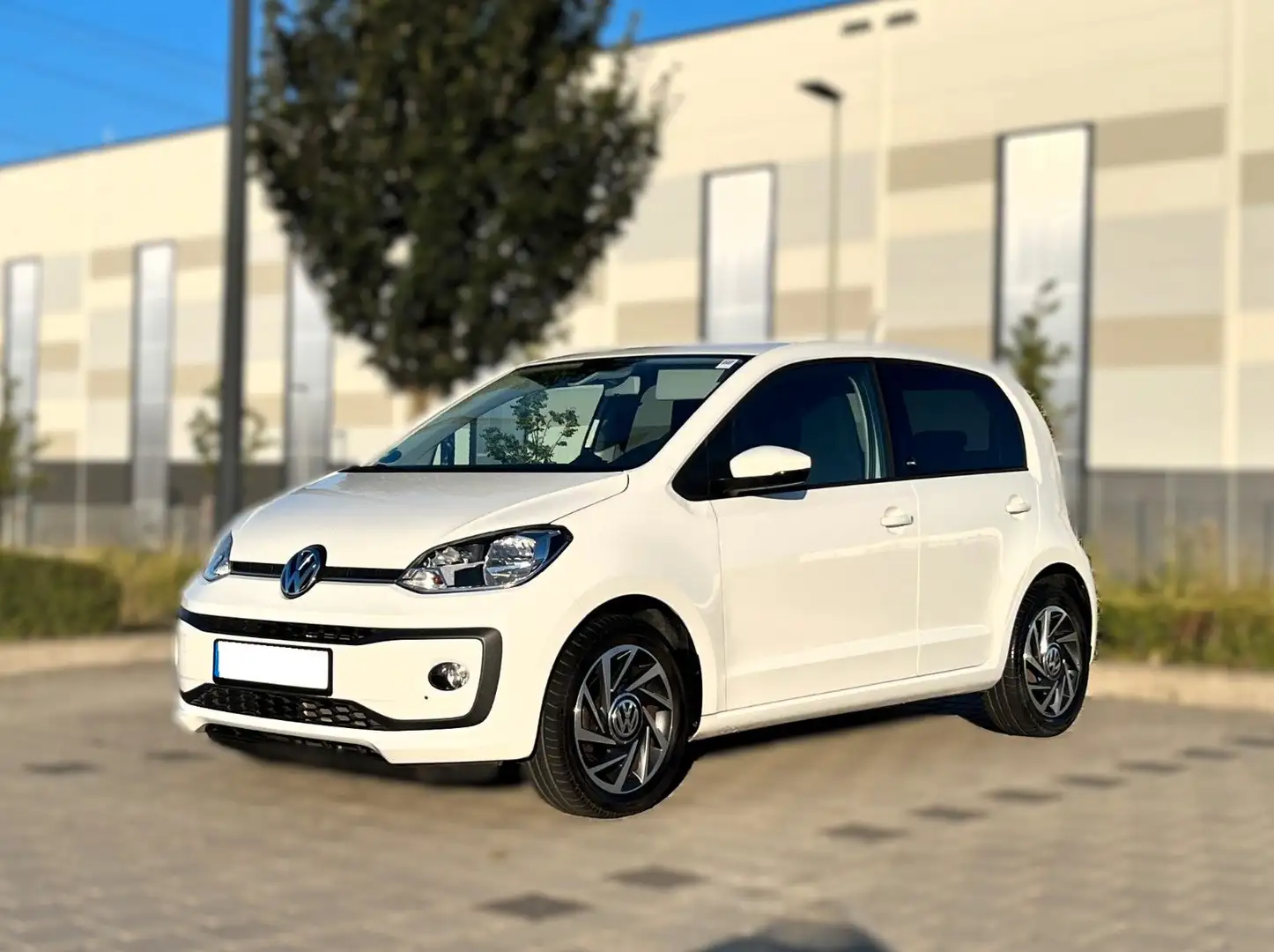 Volkswagen up! sound up! BMT | SZH | PDC | LM | TEMPOMAT Weiß - 1