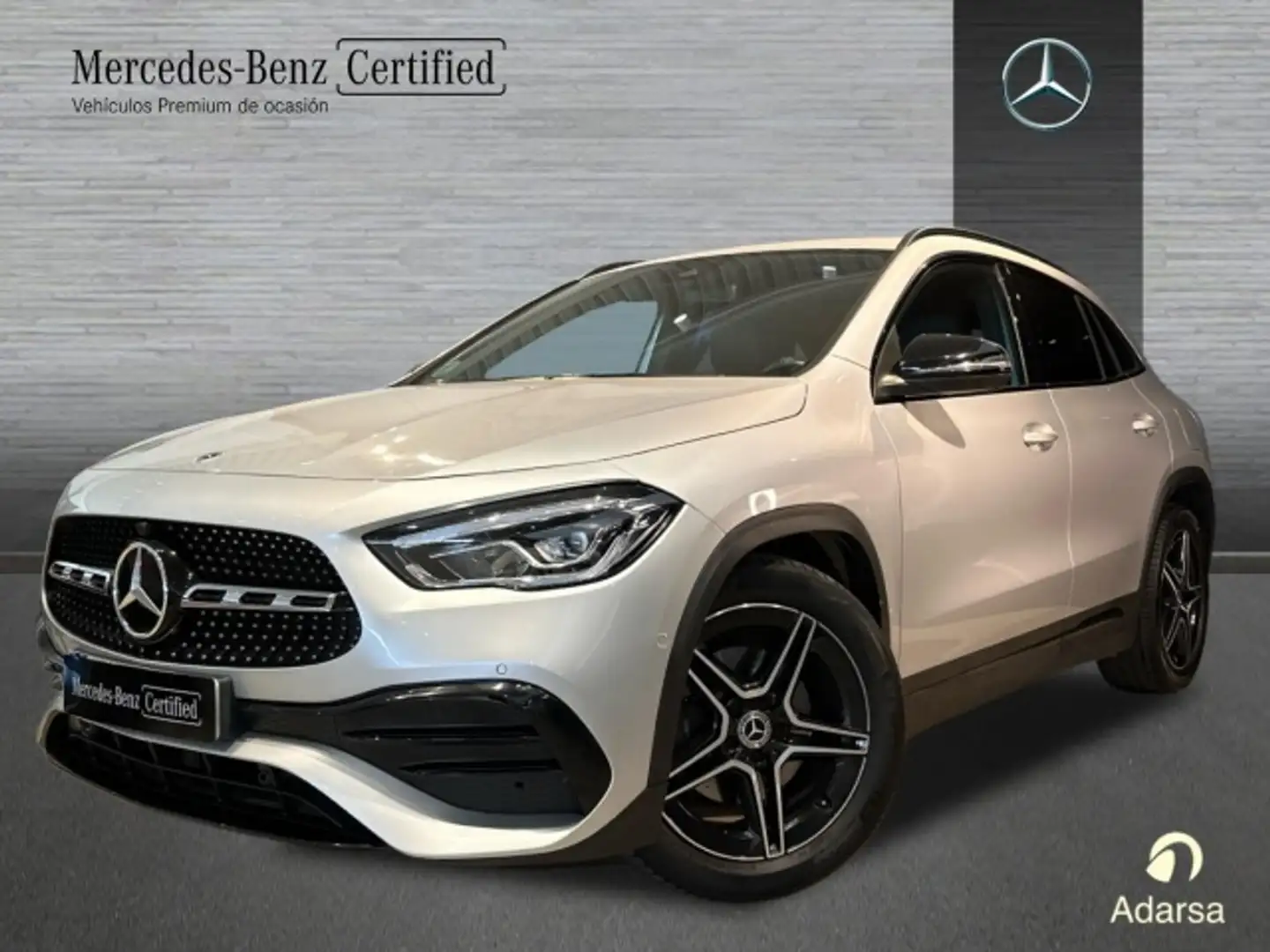 Mercedes-Benz GLA 200 200d 8G-DCT Zilver - 1