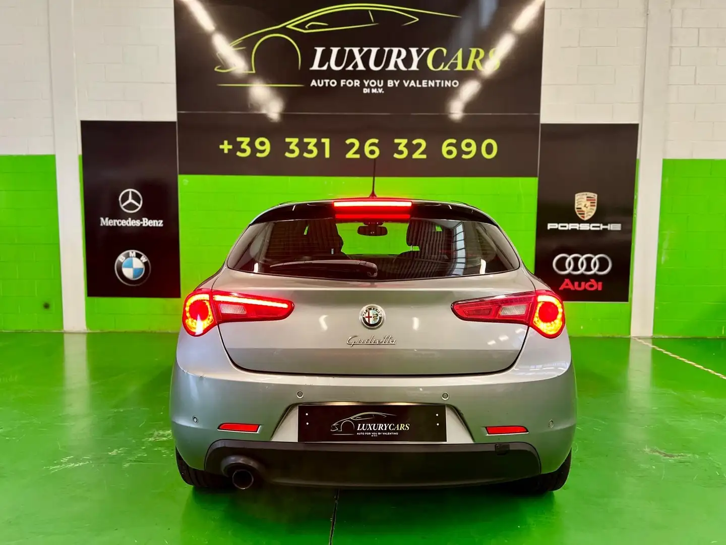 Alfa Romeo Giulietta Giulietta 1.6 jtdm(2) Exclusive Grijs - 2