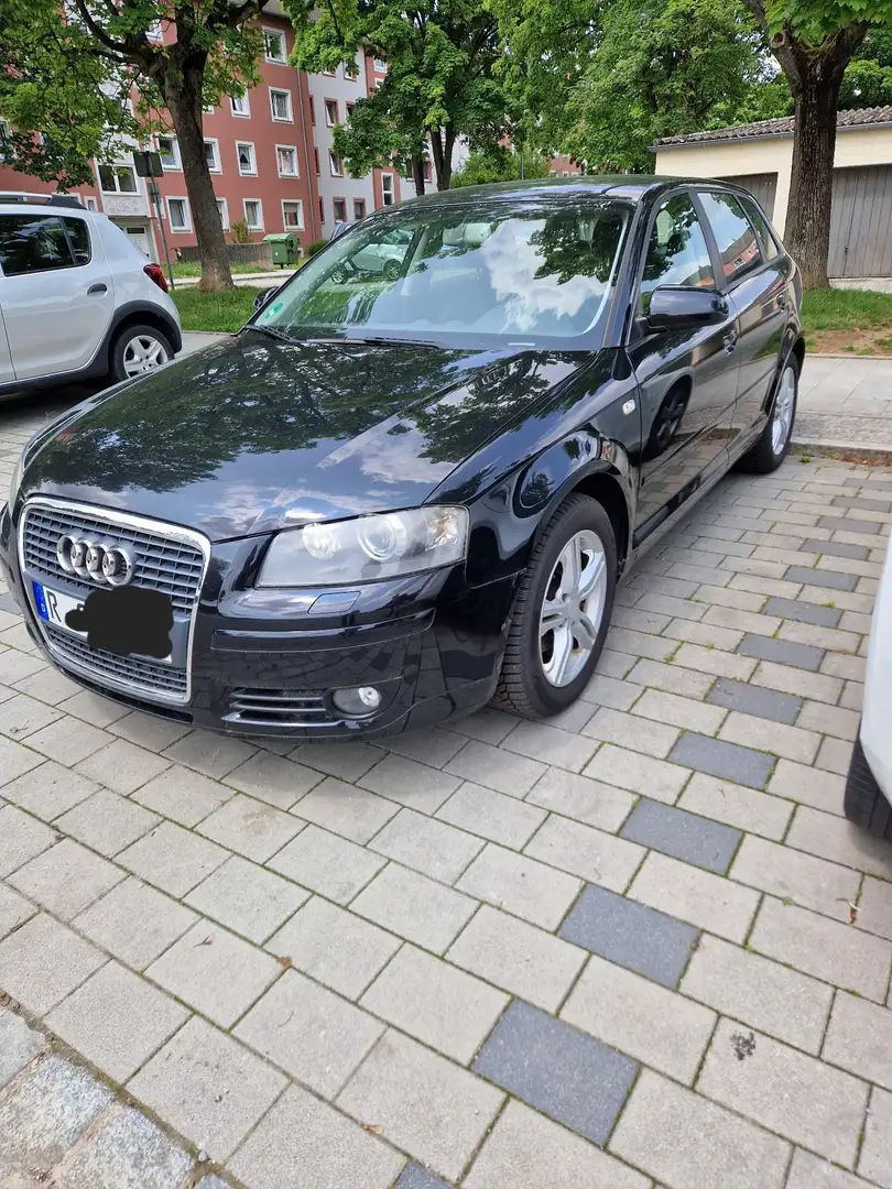 Audi A3 1.6 FSI Ambiente TÜV bis 06/26 Schwarz - 1