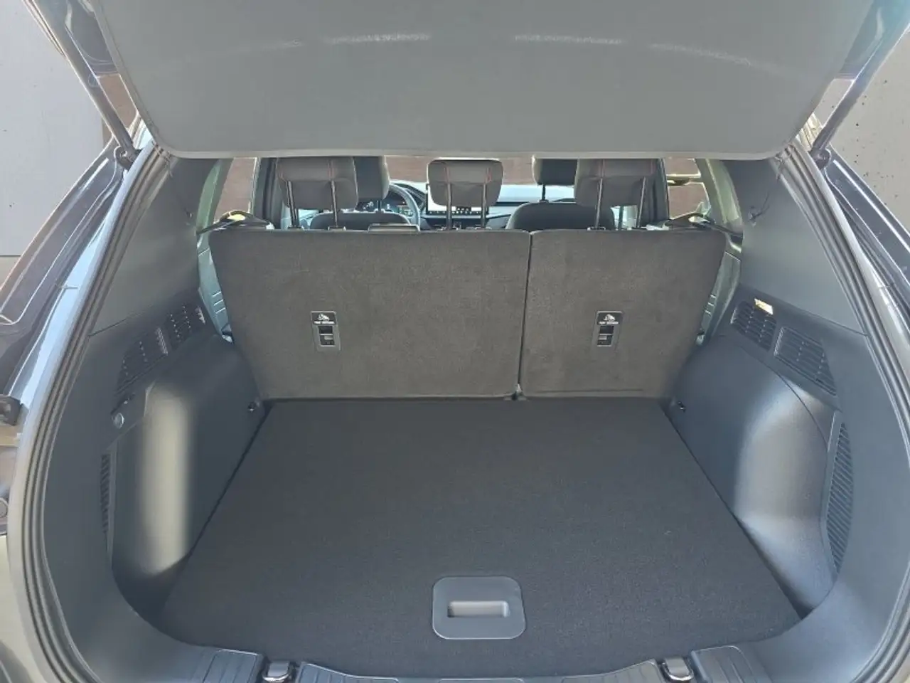 Ford Kuga ST-Line 2.5 Plug-in-Hybrid aAHK/Keyless/Winterp/LE, миниатюра 17