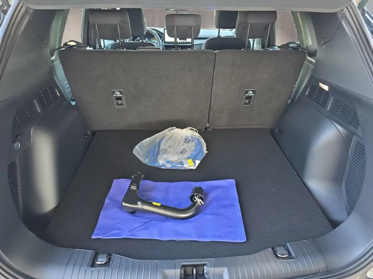 Ford Kuga ST-Line 2.5 Plug-in-Hybrid aAHK/Keyless/Winterp/LE, миниатюра 18