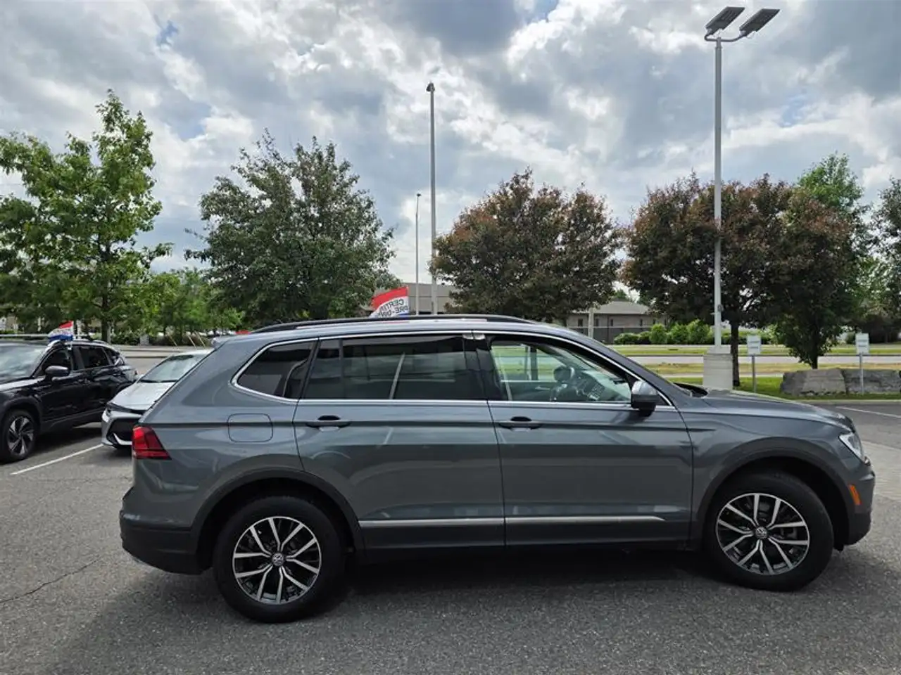 Volkswagen Tiguan снимка Volkswagen Tiguan