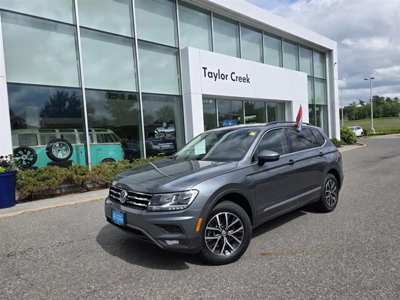 Volkswagen Tiguan снимка Volkswagen Tiguan