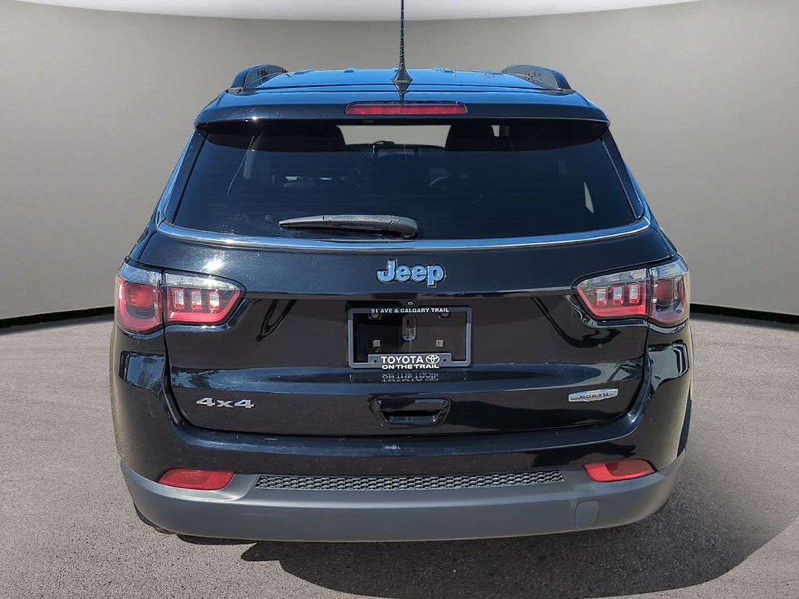 2022 Jeep Compass NORTH; LEATHER, AWD, REMOTE STARTER, NAV, HEATED S — снимка 1
