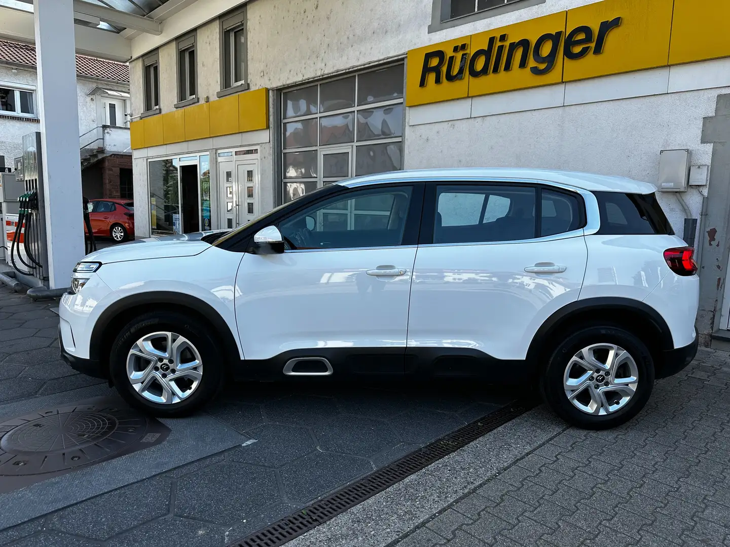 Citroen C5 Aircross Live AUTOMATIK NAVI SITZHEIZUNG SPURHALTE Blanc - 2