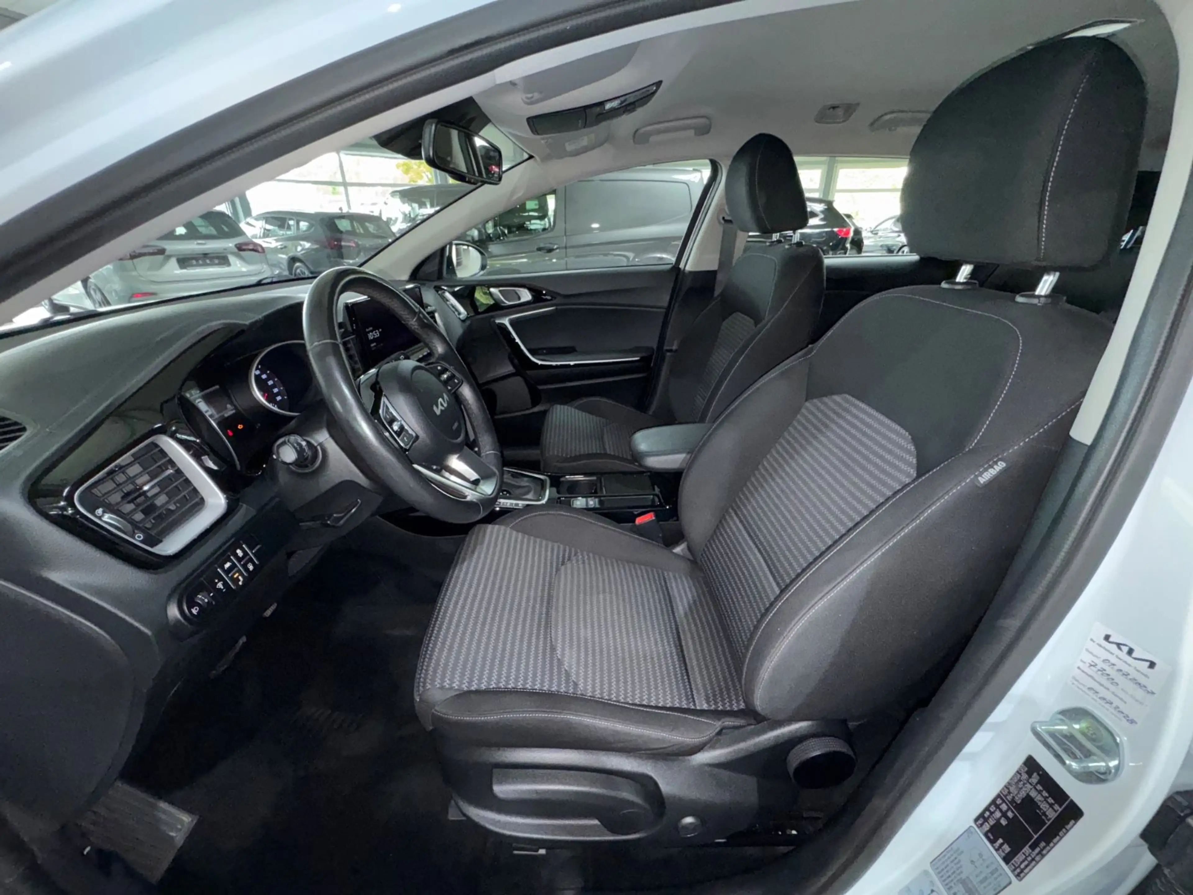 Kia Ceed SW / cee'd SW Ceed SW 1.5T Spirit LED Navi ACC Winter RfK — photo 8
