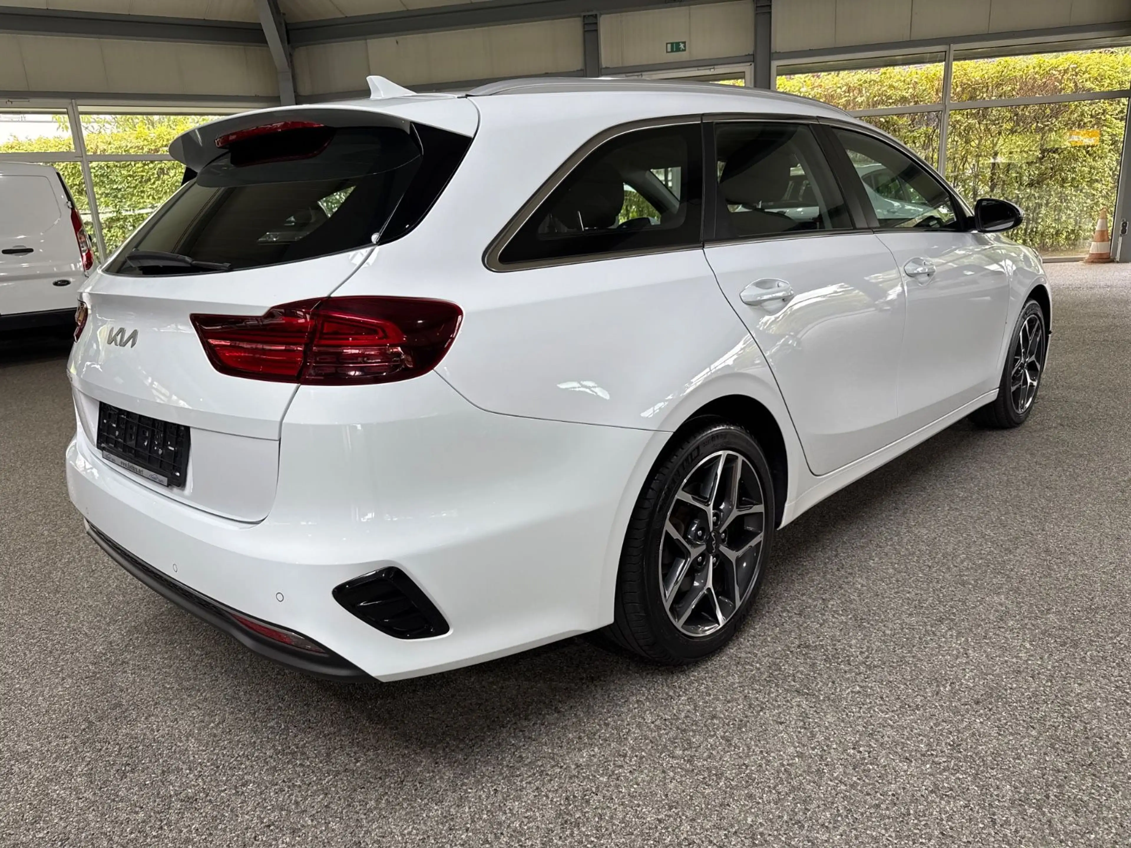Kia Ceed SW / cee'd SW Ceed SW 1.5T Spirit LED Navi ACC Winter RfK — photo 2