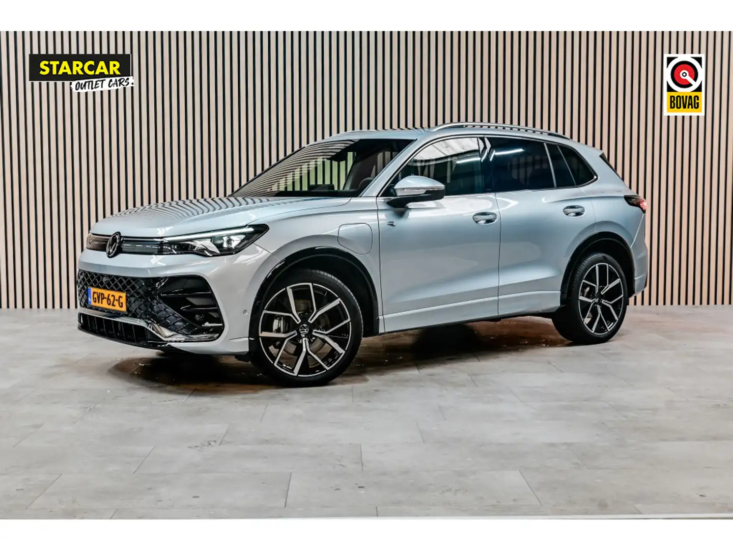Volkswagen Tiguan 1.5 eHybrid R-Line | 272 PK | PANO | STOELVERWARMI Grijs - 1