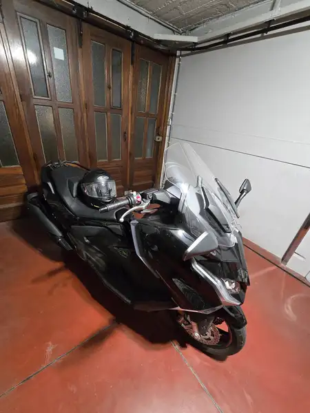 Kymco AK 550 - foto 4