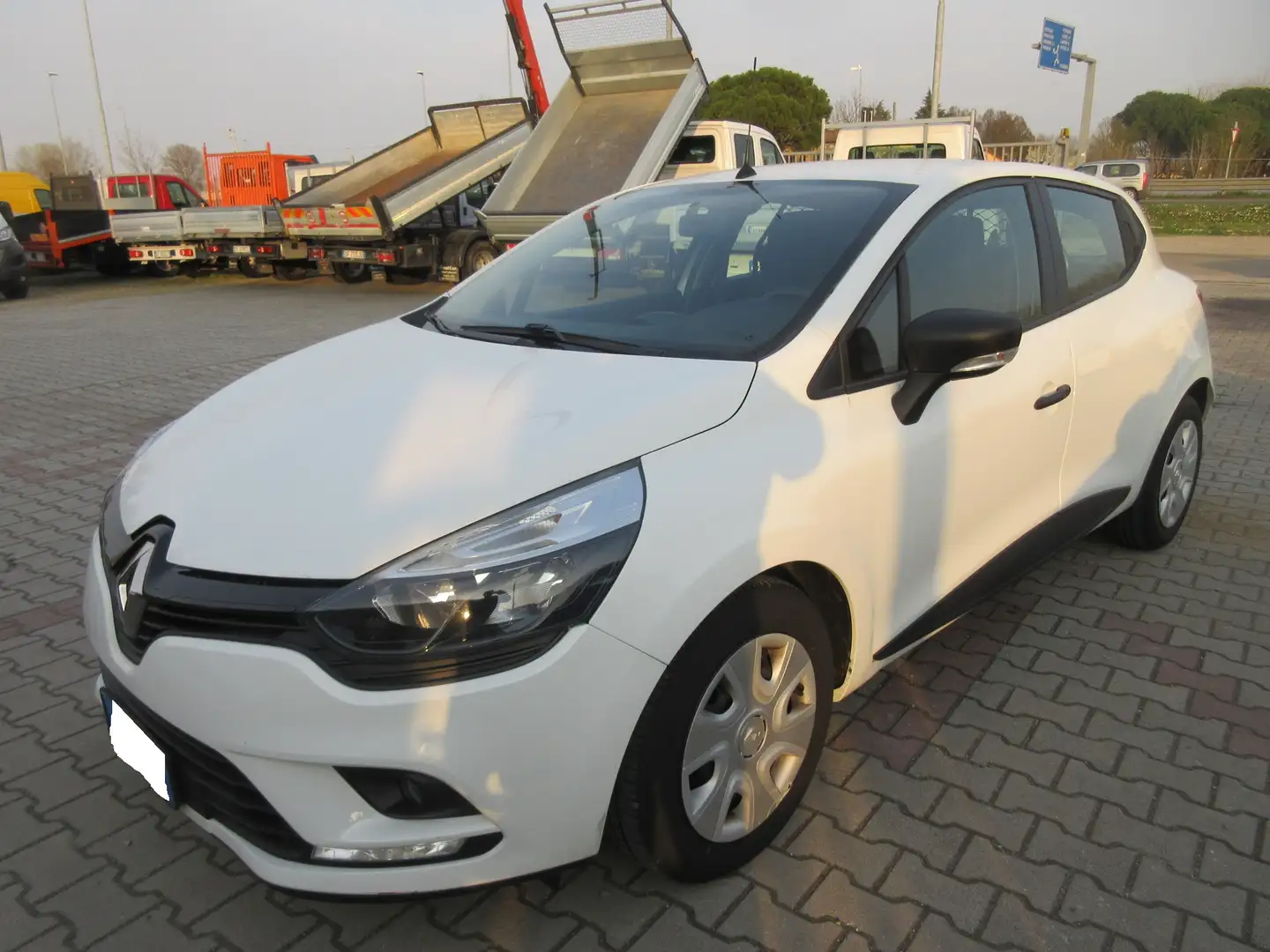 Renault Clio Clio 3p 1.5 dci VAN ENERGY 75cv Weiß - 1