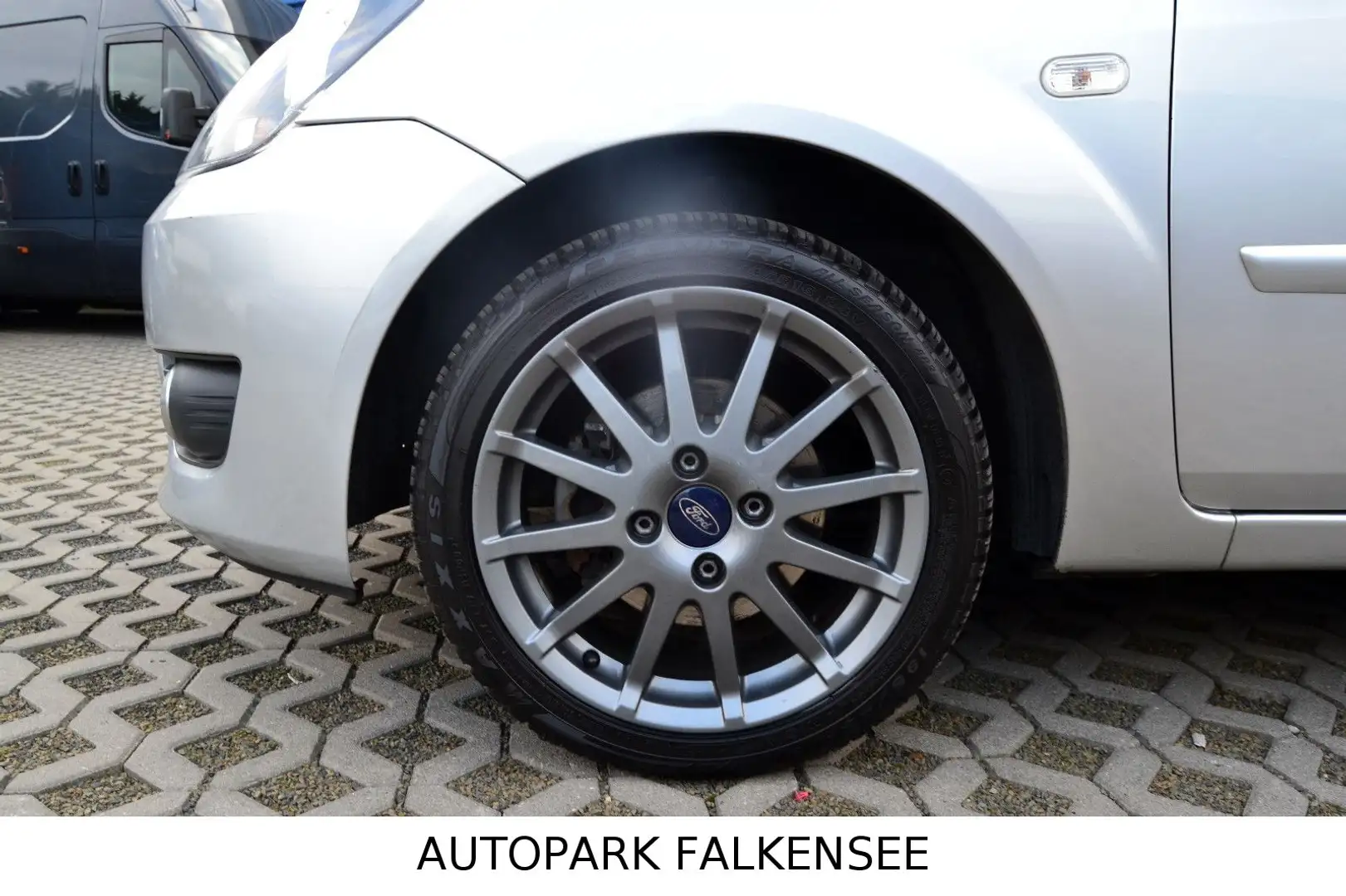 Ford Fiesta FIESTA SILVER MAGIC KLIMA+109TKM+TÜV NEU+SAUBER Silber - 2