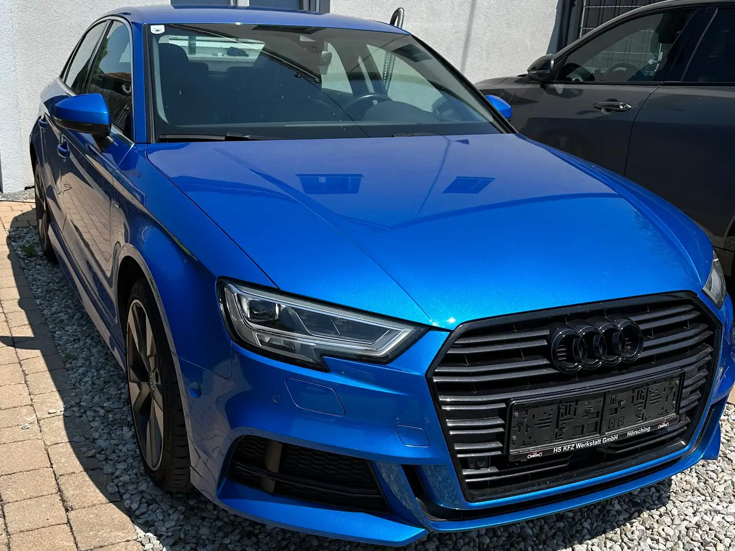Audi A3 A3 2,0 TFSI S-tronic Blau - 1