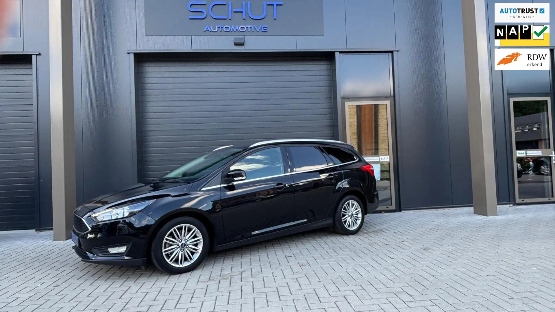 Ford Focus Wagon 1.5 Business Edition AIRCO | NAVI | APPLE CA Noir - 1
