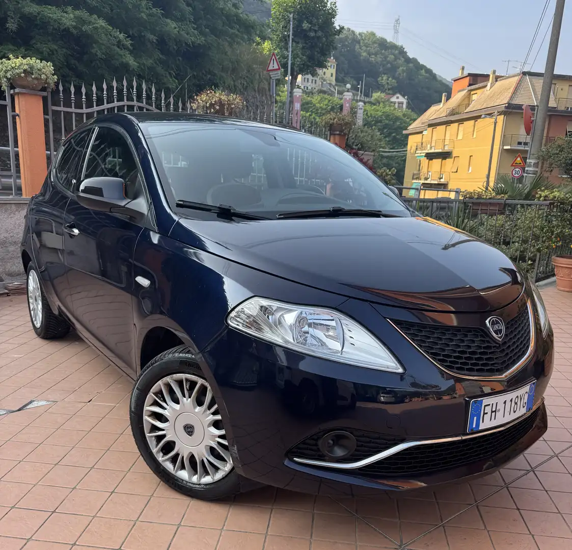 Lancia Ypsilon 1.3 mjt Gold s&s 95cv my16 - 1