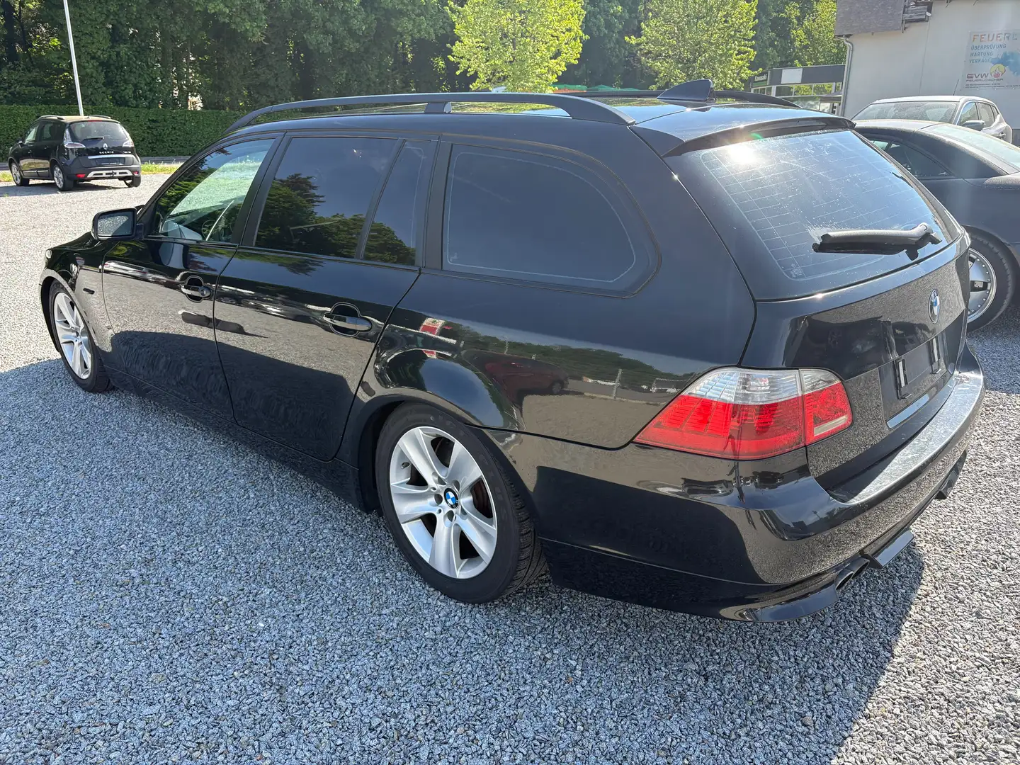 BMW 525 525d Touring Aut.*GUTER ZUSTAND*PANO Schwarz - 2