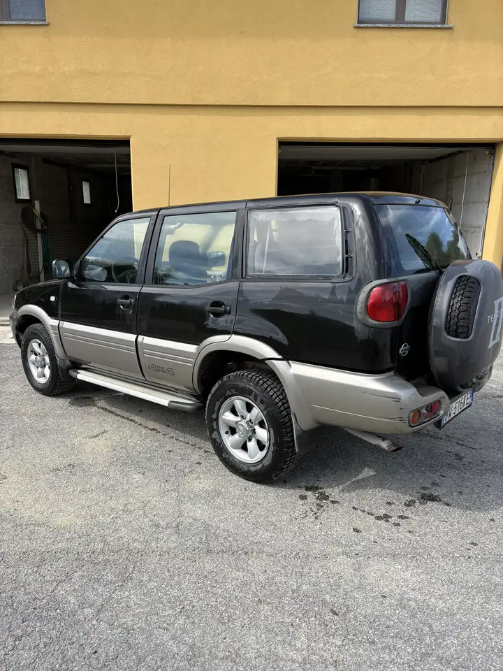 Nissan Terrano 5p 2.7 tdi SE, foto 6