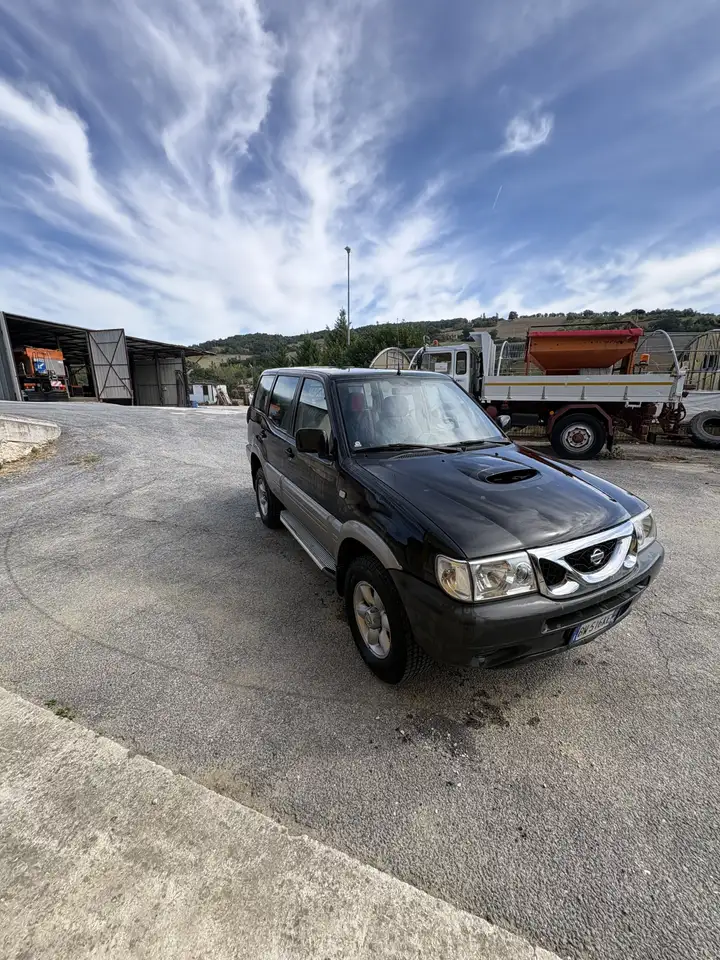 Nissan Terrano 5p 2.7 tdi SE, foto 3