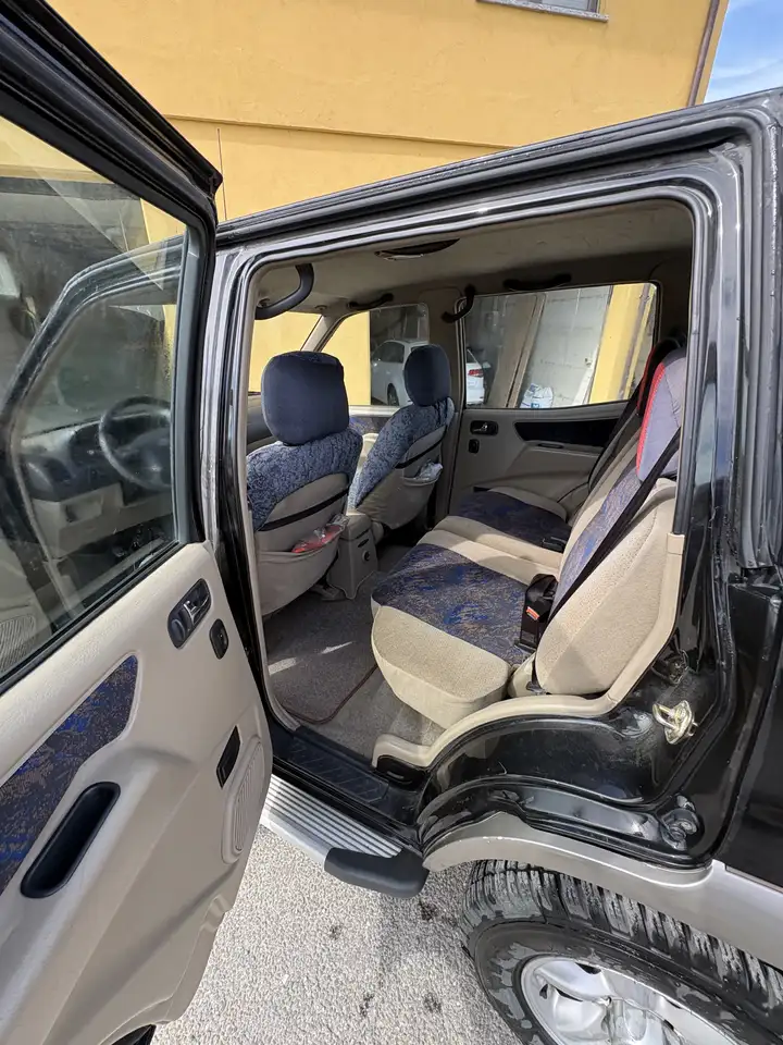 Nissan Terrano 5p 2.7 tdi SE, foto 9