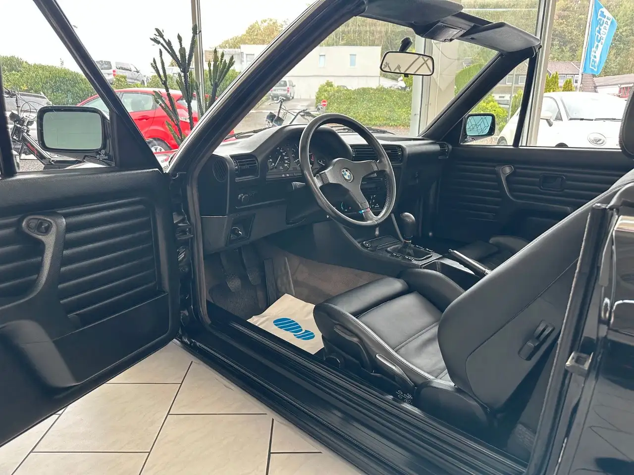 BMW 320 i *Leder* *H-Kennzeichen*, foto 7