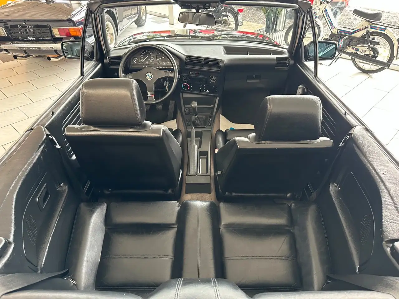 BMW 320 i *Leder* *H-Kennzeichen*, foto 8