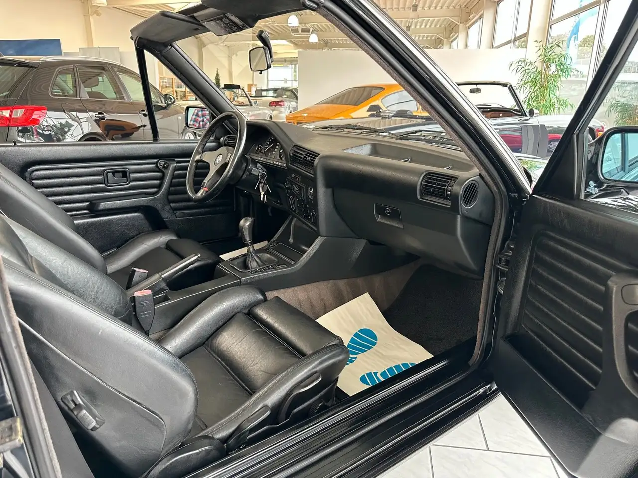 BMW 320 i *Leder* *H-Kennzeichen*, foto 5