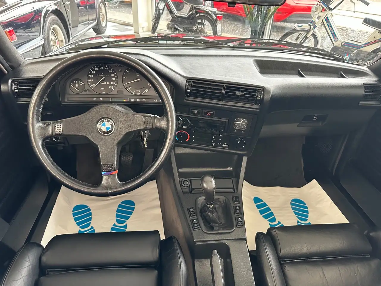 BMW 320 i *Leder* *H-Kennzeichen*, foto 9
