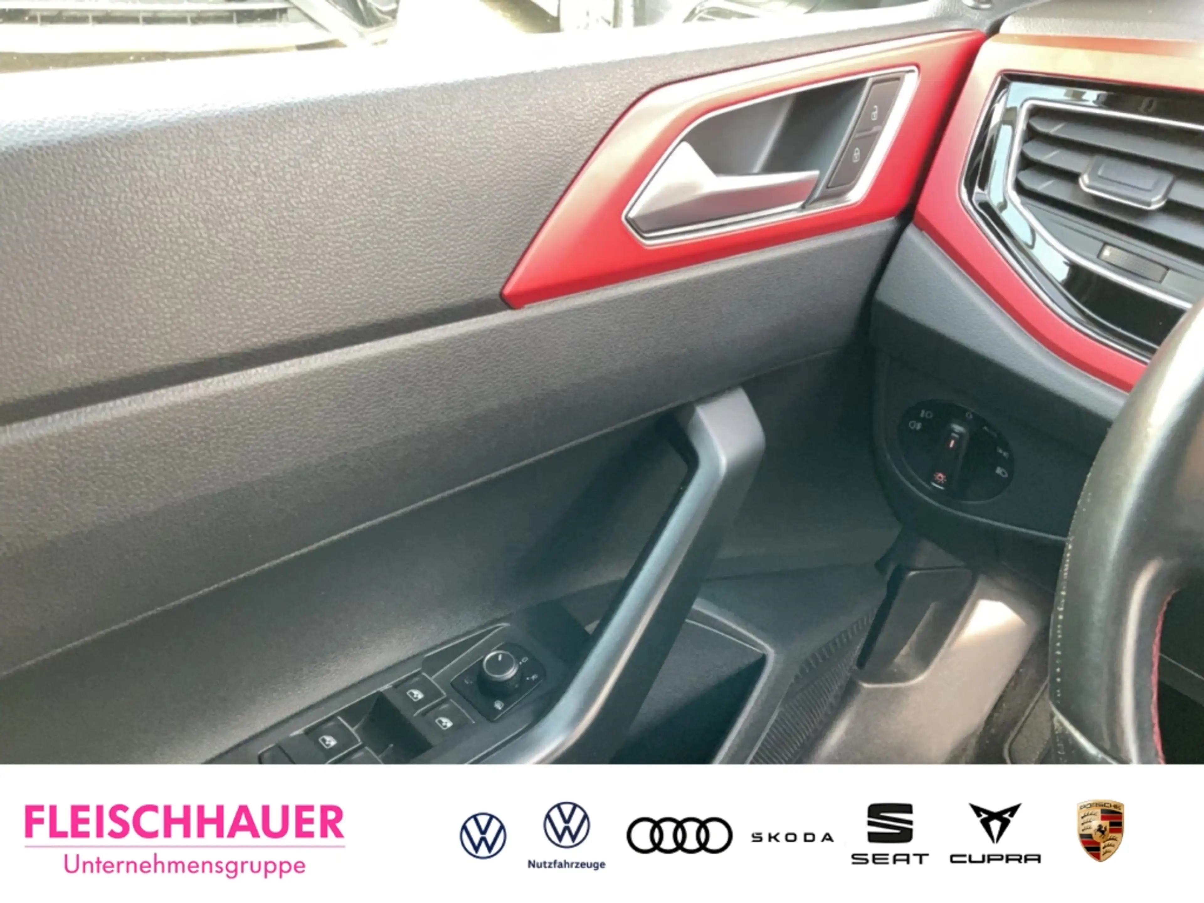 Volkswagen Polo GTI VI 2.0 TSI DSG Navi Digitales Cockpit LED Dyn. Kur — photo 14