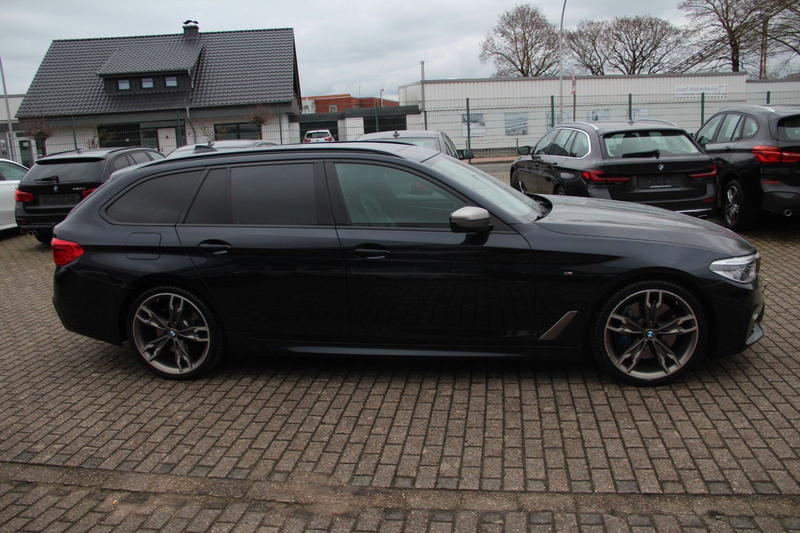 BMW 550 d xDrive, HUD, Pano, LED, — photo 7
