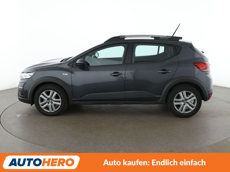 Dacia Sandero 1.0 TCe Stepway Comfort*NAVI*TEMPO*CAM*PDC* — photo 3