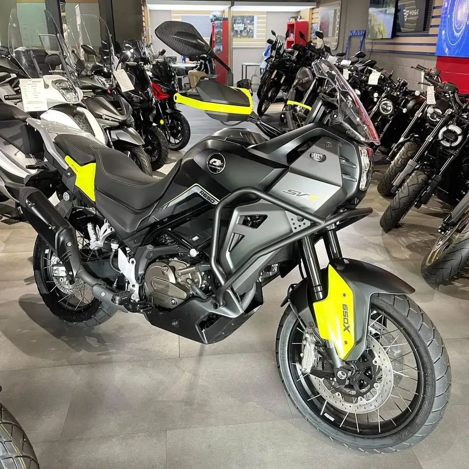 QJ Motor SVT 650 X
