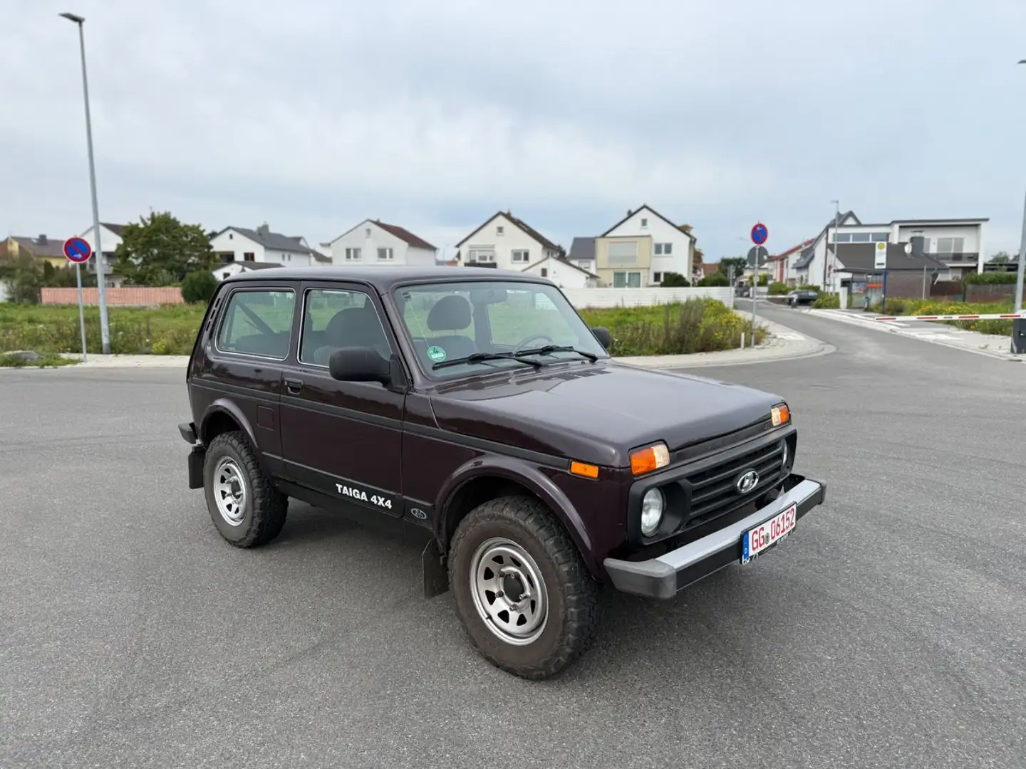 Lada Taiga 4x4 *1.HAND+SEHR GEPFLEGT* Violett - 2