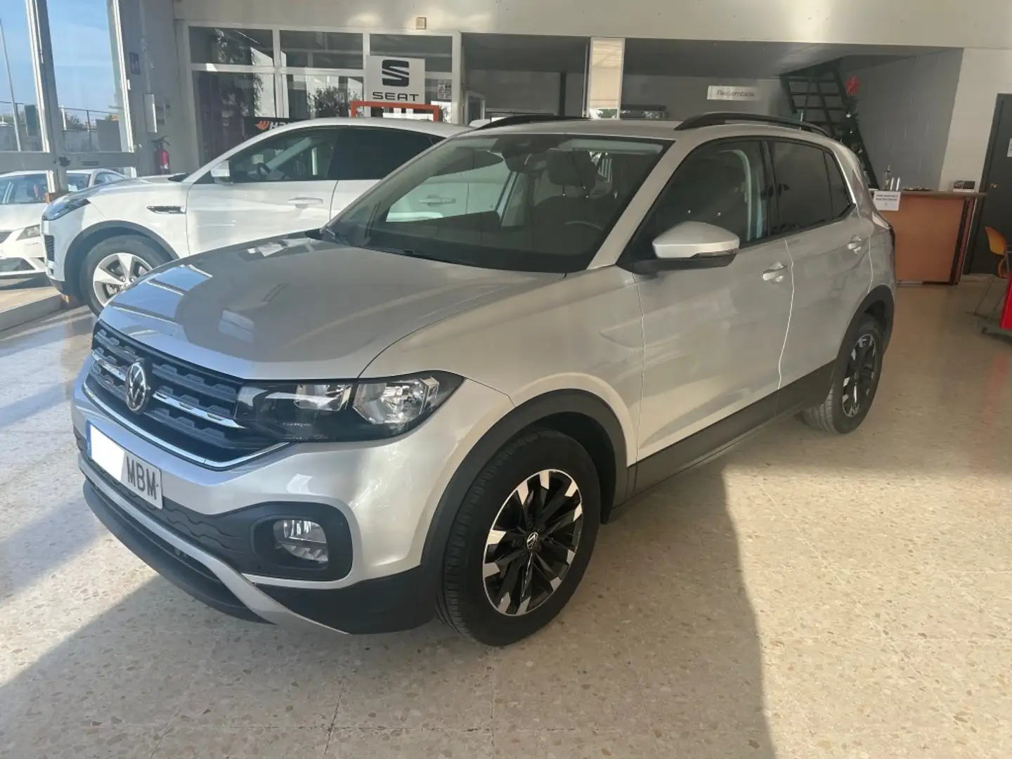 Volkswagen T-Cross 1.0 TSI Advance 81kW Gris - 1