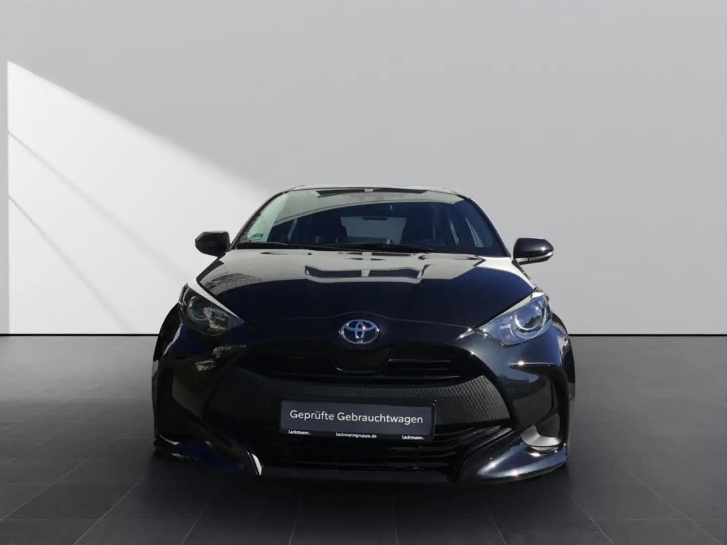 Toyota Yaris 1.0 Comfort*Kamera*CarPlay*Safety Sense* Schwarz - 2