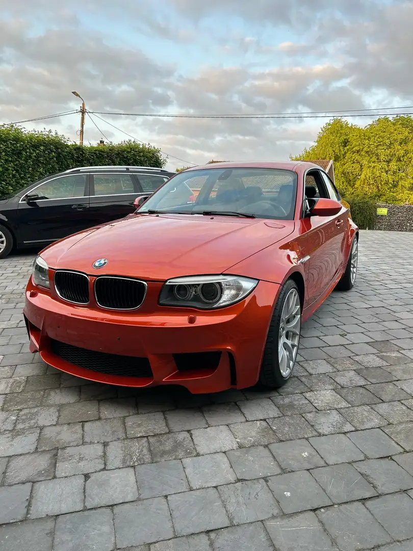 BMW 1er M Coupé 3.0i Oranžová - 1