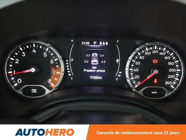 Jeep Renegade view 22