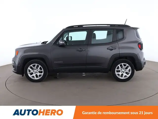 Jeep Renegade view 3