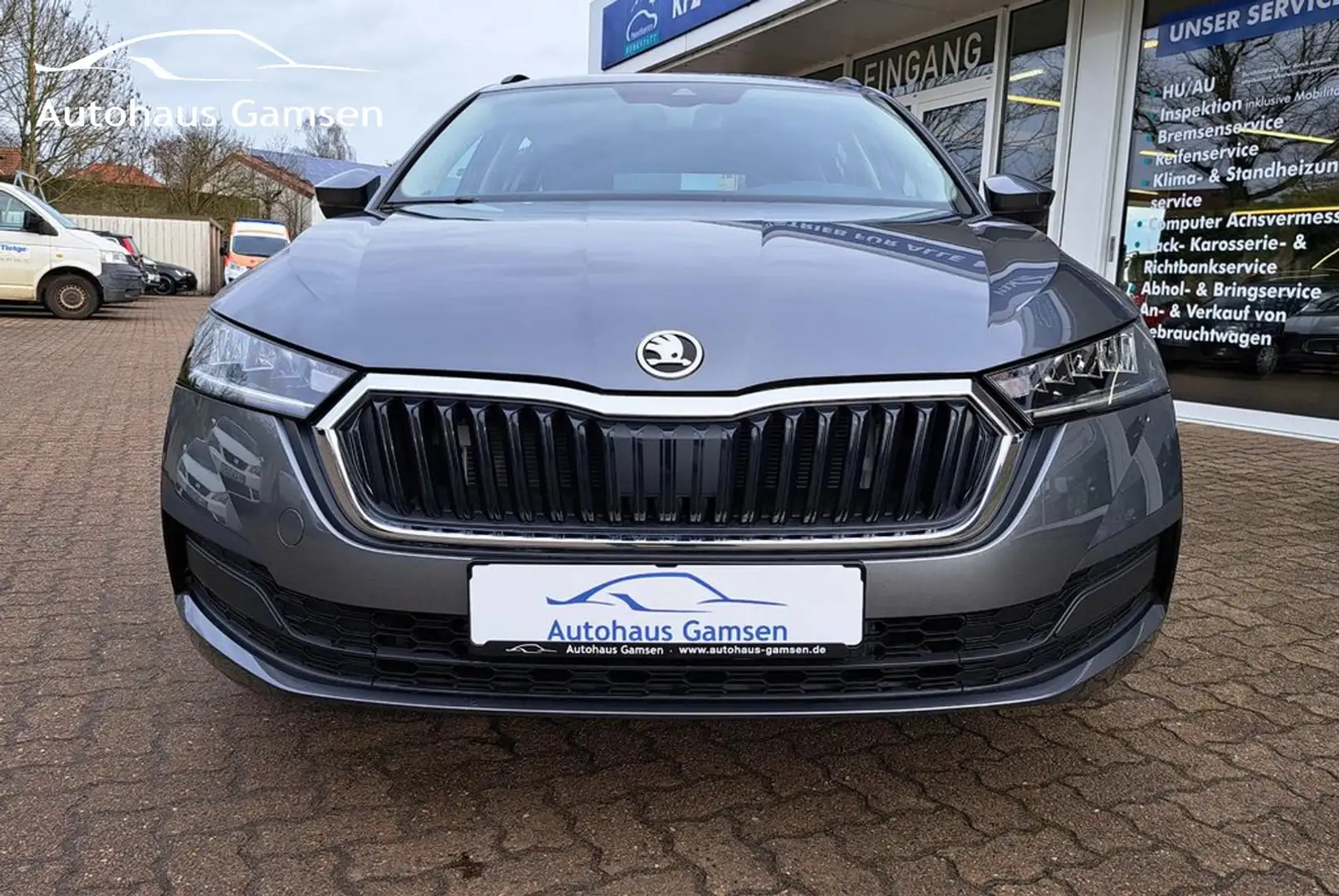 Skoda Octavia Combi 1,5 TSI DSG Active AHK/PDC/LED/ALU/Winter Grau - 2