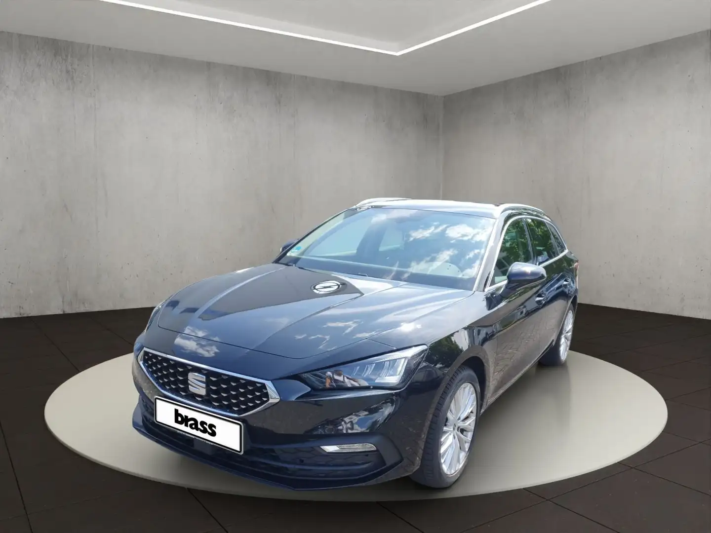 SEAT Leon Sportstourer 2.0 TDI Xcellence Navigation A Noir - 1