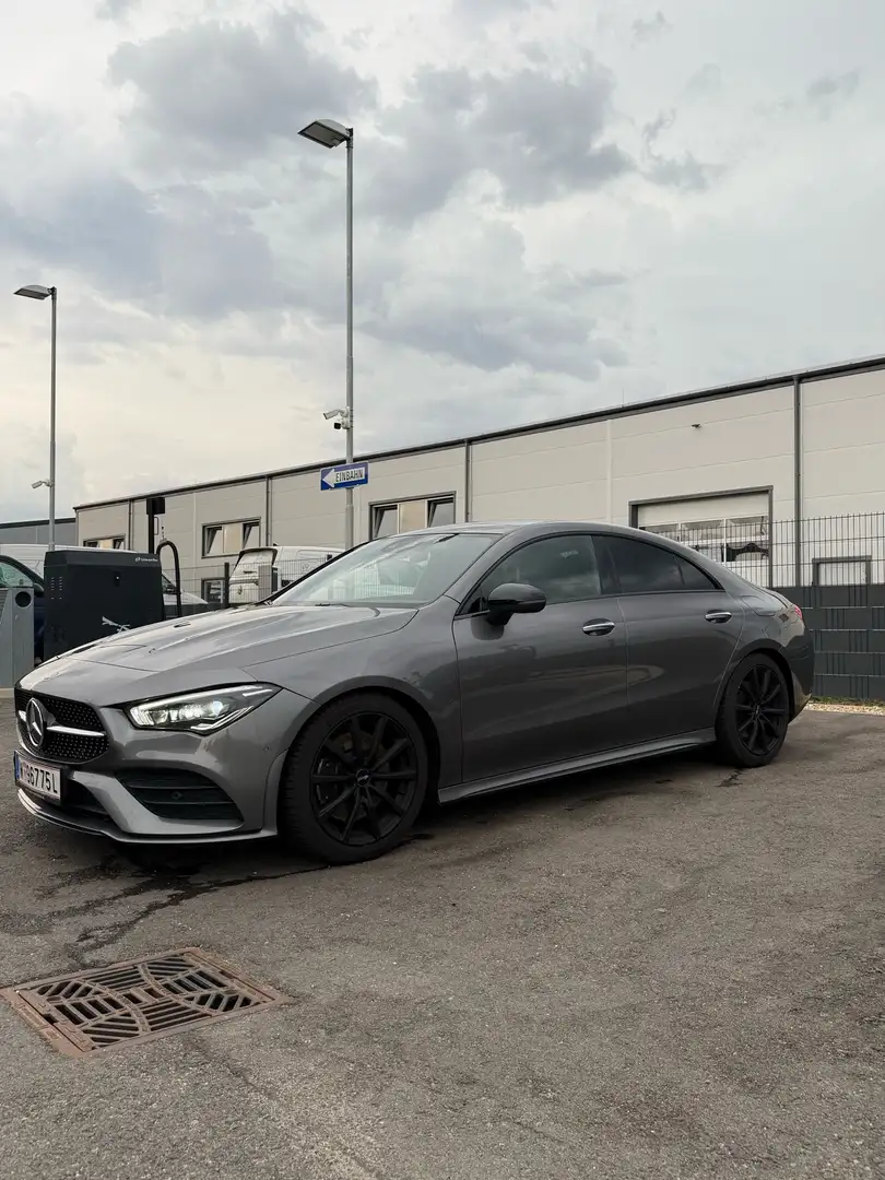 Mercedes-Benz CLA 250 4MATIC Aut. Grau - 1